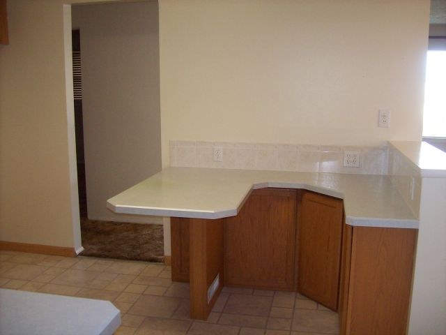 6024  N Oak St - Photo 3