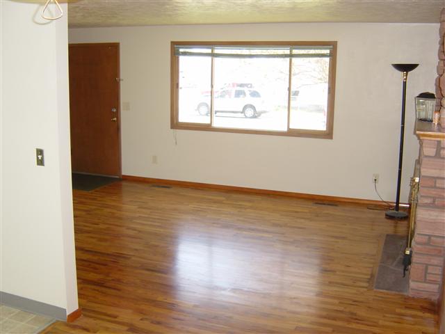 4307  N Whitehouse St - Photo 3