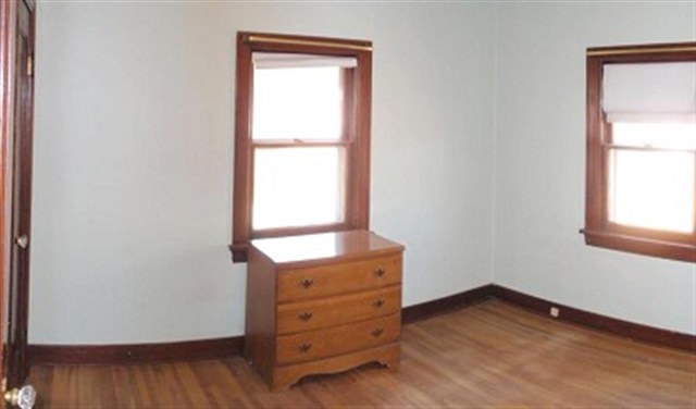 2411  N WASHINGTON St - Photo 4