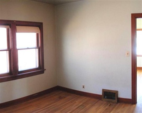 2411  N WASHINGTON St - Photo 5