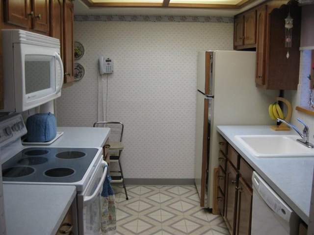 2815  W Sanson Ave - Photo 4