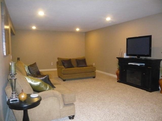 103  S Haven St - Photo 8