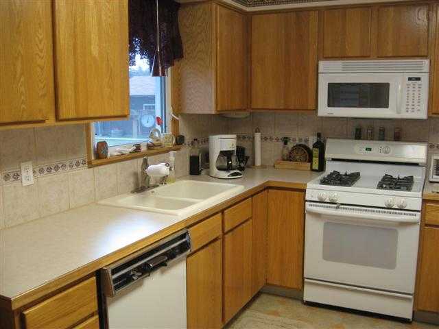 3424  W ROCKWELL St - Photo 3