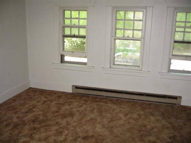 2517  E 4th Ave - Photo 6