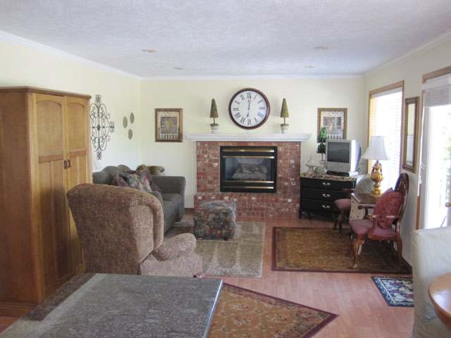 12007  N Denver Dr - Photo 4