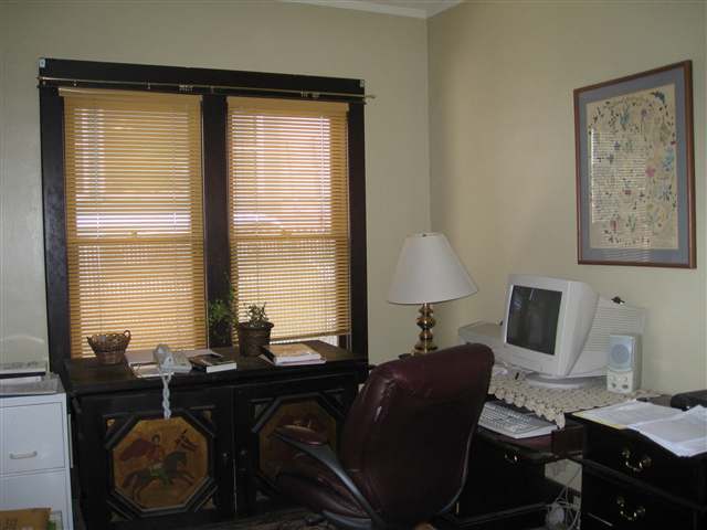1034 W 11th Ave - Photo 5