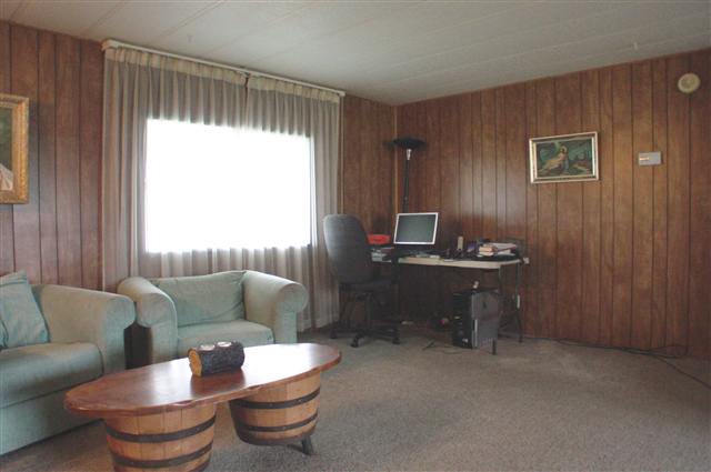 1413  N Aladdin Rd - Photo 3