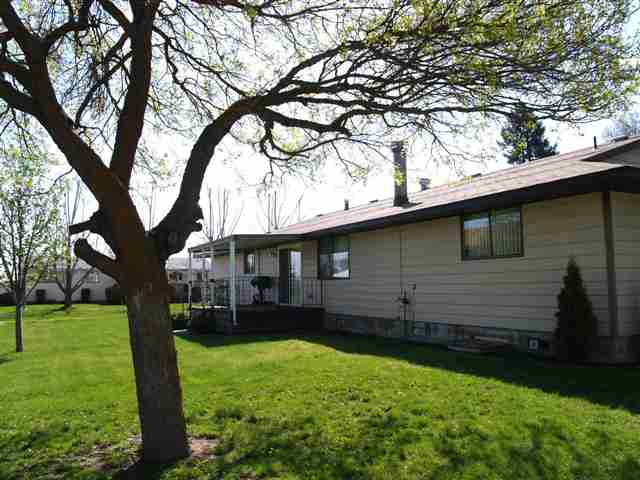 420  E BROADWAY - Photo 8
