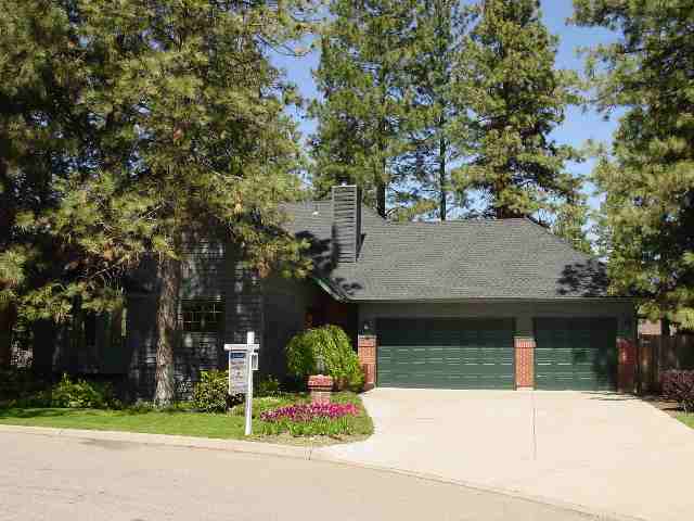 3807 E 48th Ave - Photo 1