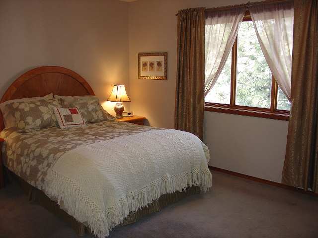 3807 E 48th Ave - Photo 7
