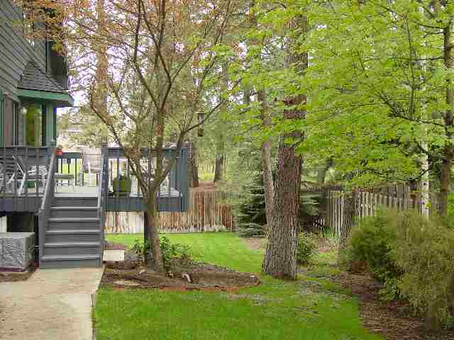 3807 E 48th Ave - Photo 9