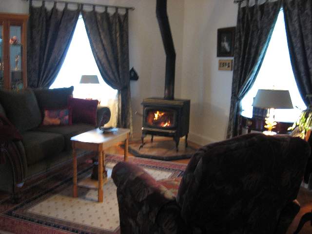 918  W Main - Photo 3