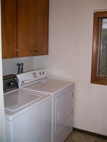2709  E Nebraska - Photo 8