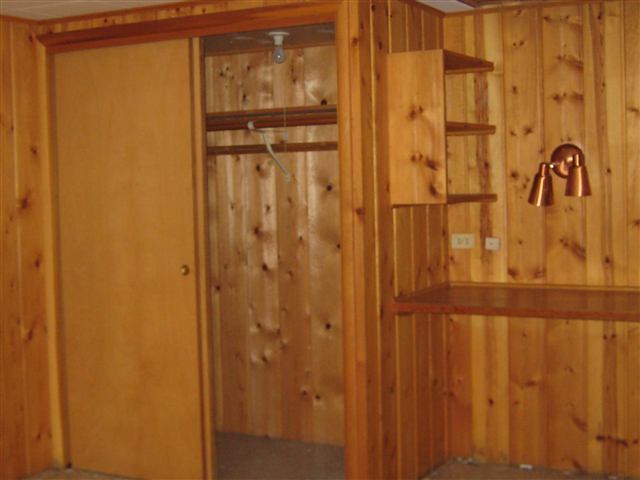319  N Locust - Photo 3