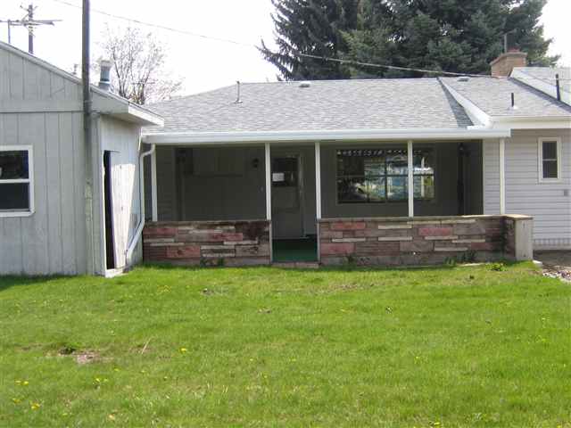 319  N Locust - Photo 8