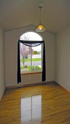 15202  E 20th Ave - Photo 3