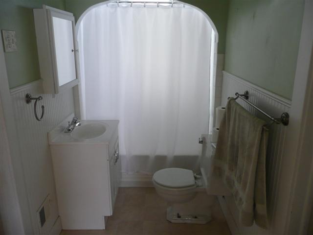 2108  E 3RD Ave - Photo 3