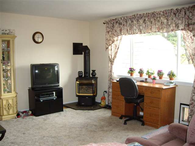 619 W Elwood Ct - Photo 3