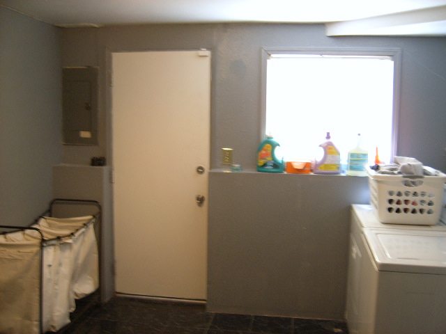 1652  E Crown Ave - Photo 8