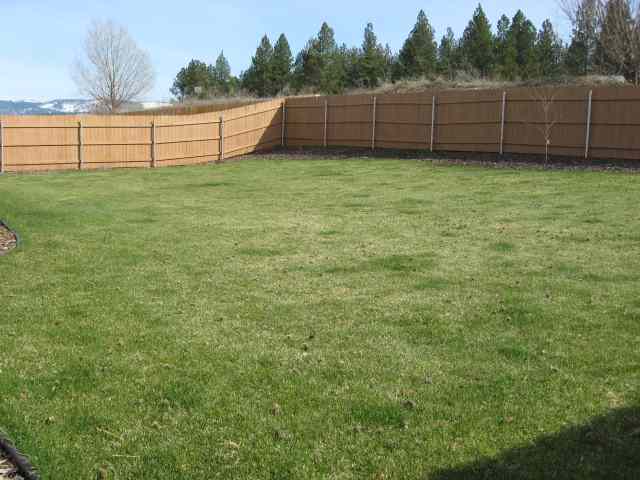 18428 E 12th Ave - Photo 9