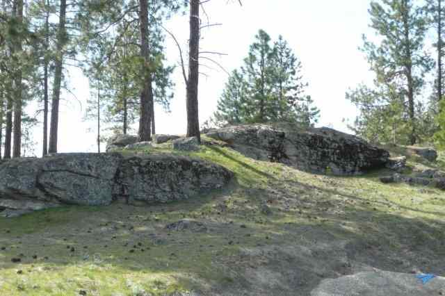 1002  W Hazard - Photo 4