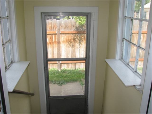 1322  W Frederick - Photo 5