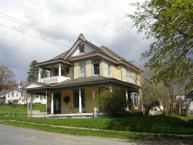 598 N Main - Photo 1