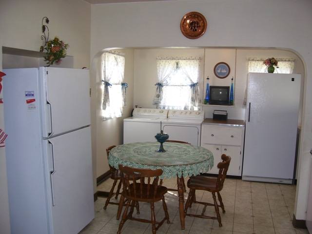 5827  N Regal - Photo 3