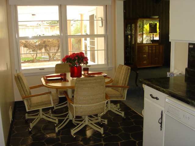 1316  E 28th - Photo 3