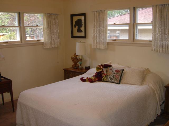 1316  E 28th - Photo 7