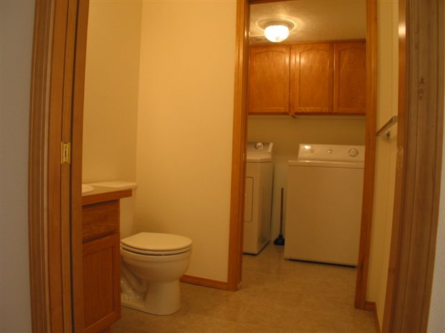 324  E Beverly - Photo 6