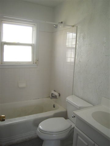 323  E Garland Ave - Photo 5