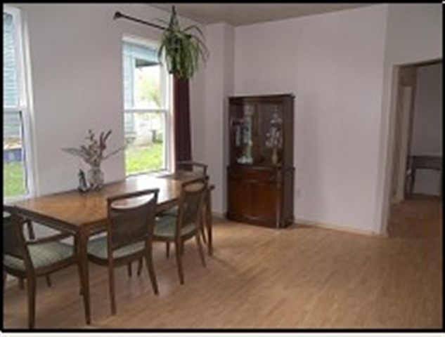 1721  N Elm St - Photo 4