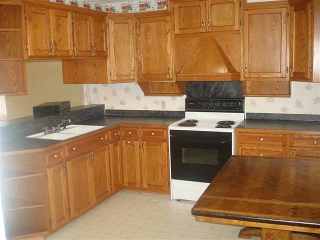 1845  E 14TH - Photo 6