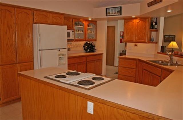 6593 LONG LAKE Dr - Photo 3