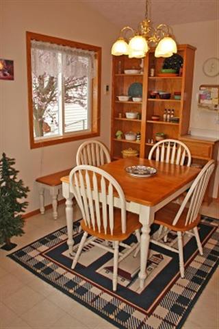 6593 LONG LAKE Dr - Photo 5