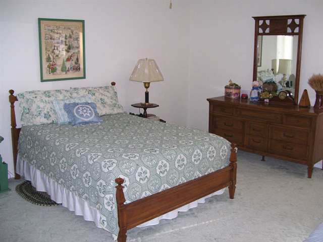 406 W MCCOY St - Photo 4