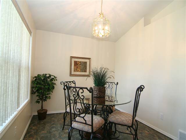 3020  N Woodruff - Photo 4