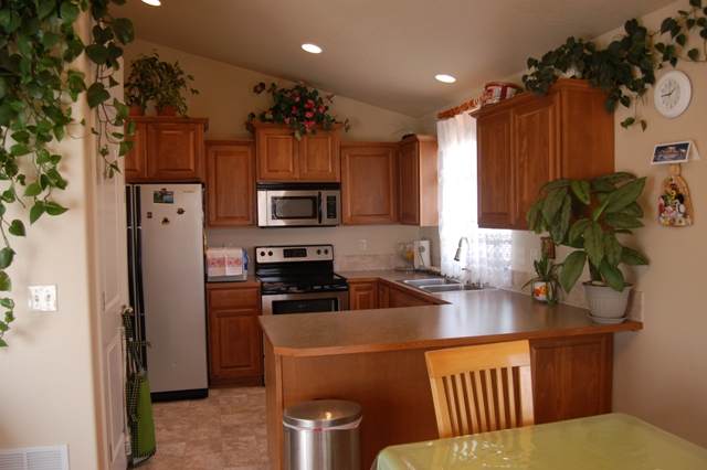 14208  E Crown Ave - Photo 3