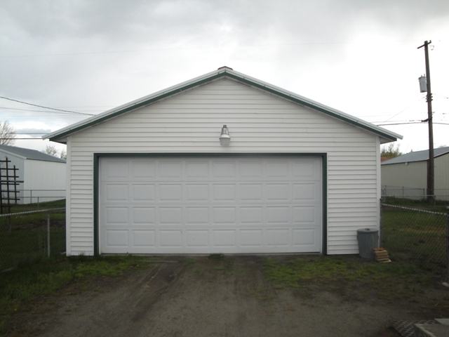 1634  E Francis Ave - Photo 9