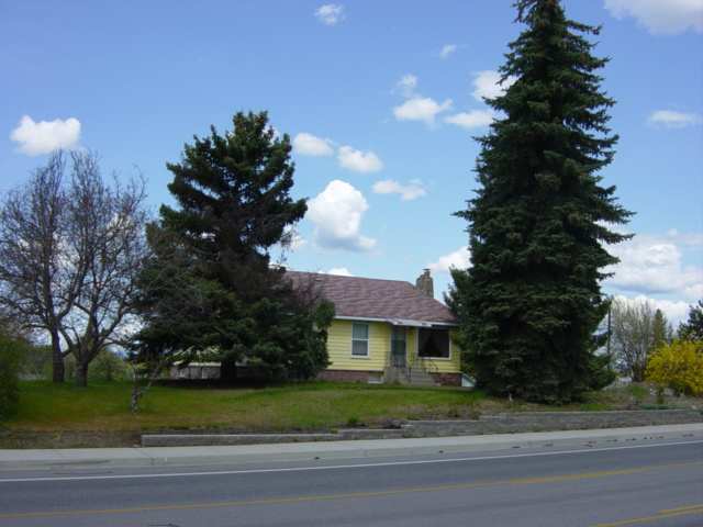 11121 E 16TH - Photo 2