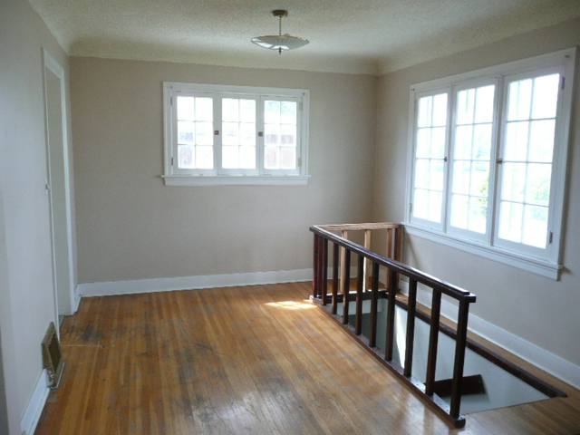 1412  E Olympic Ave - Photo 3