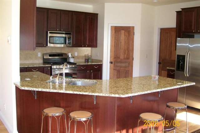 1360 Grandview Way - Photo 4