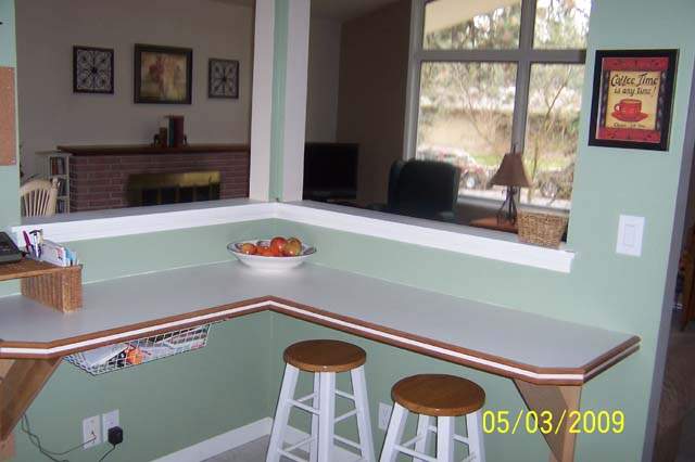 1002  W Woodway - Photo 4