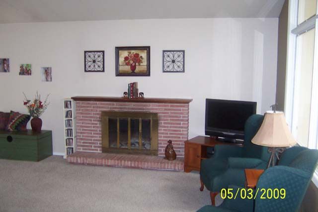 1002  W Woodway - Photo 6