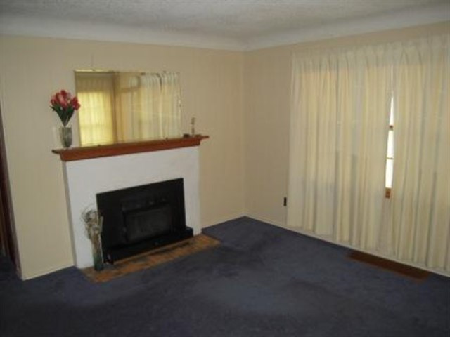 2105 W Mansfield Ct - Photo 2
