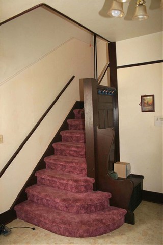 614 E 8th Ave - Photo 2
