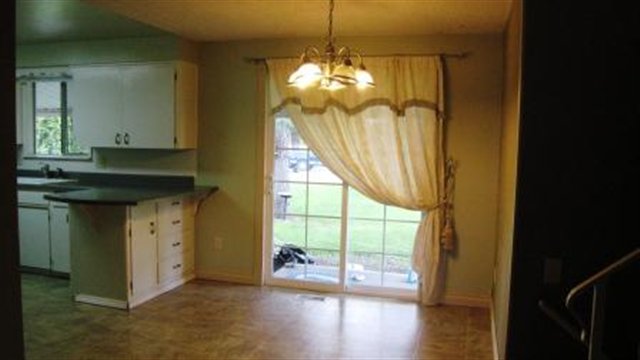 2505  S BOWDISH - Photo 3