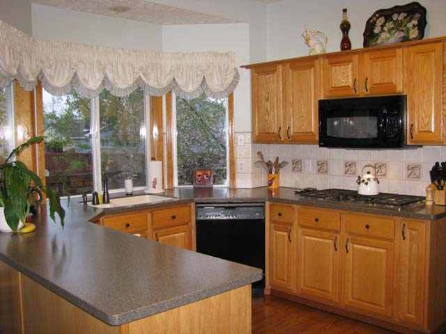 927  N Mitchell Ct - Photo 4