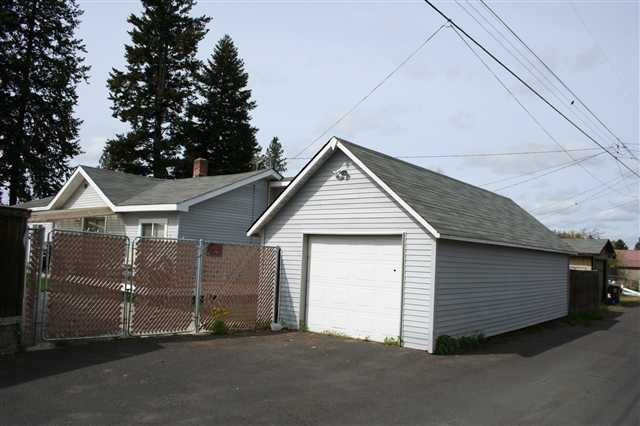 3716  W LONGFELLOW - Photo 9